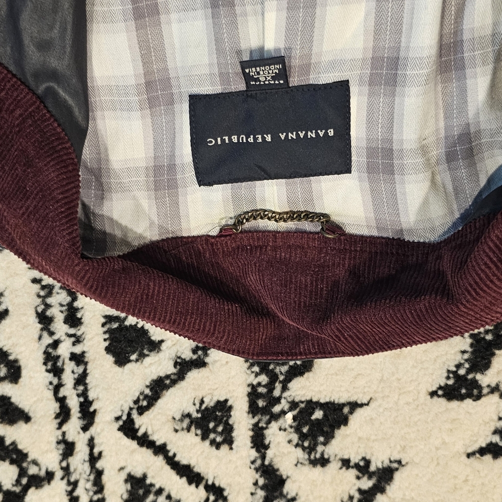 Banana Republic - Picture 3 of 4